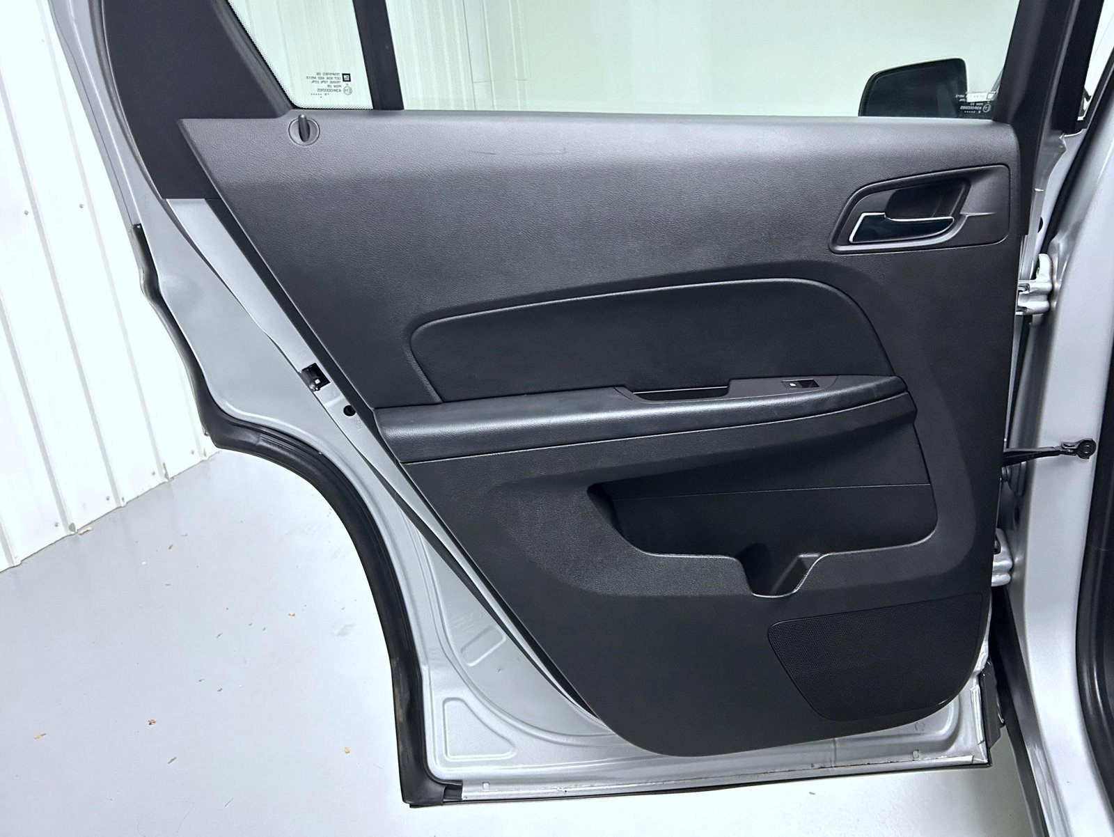 Used 2017 Silver GMC SLE-1 image 20