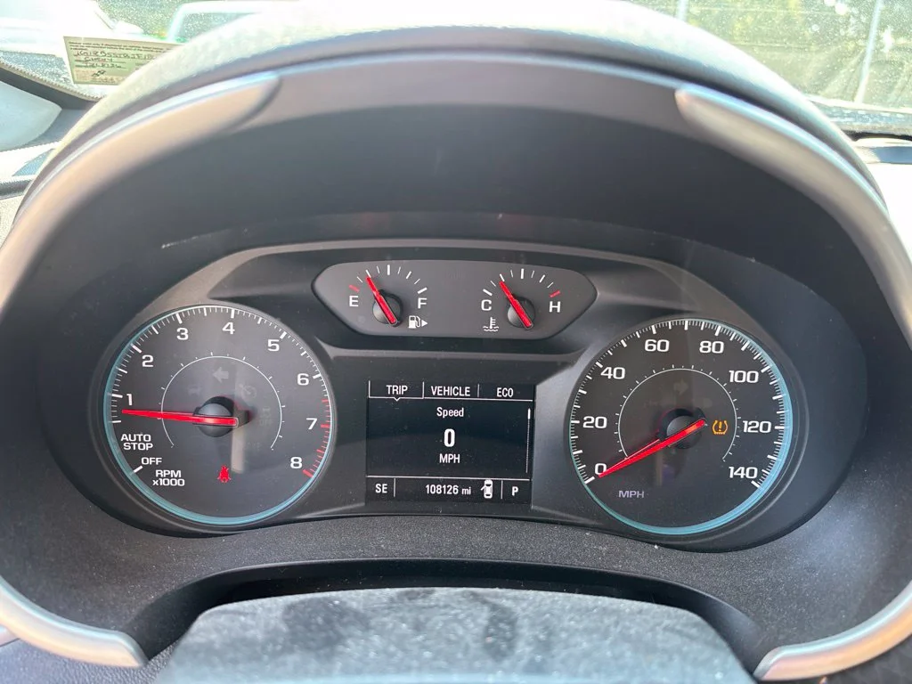 Used 2018 Silver Chevrolet LS image 10