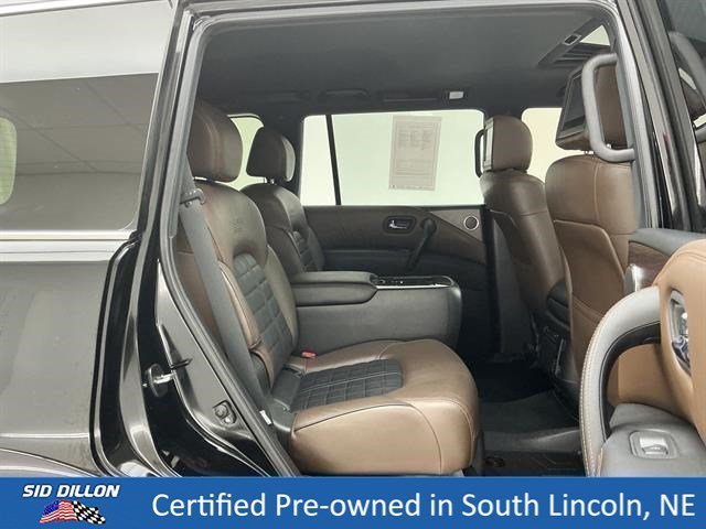Used 2019 Super Black Nissan Platinum image 24