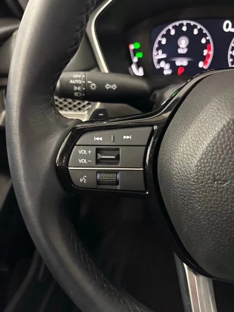 Used 2024 White Acura Base image 19