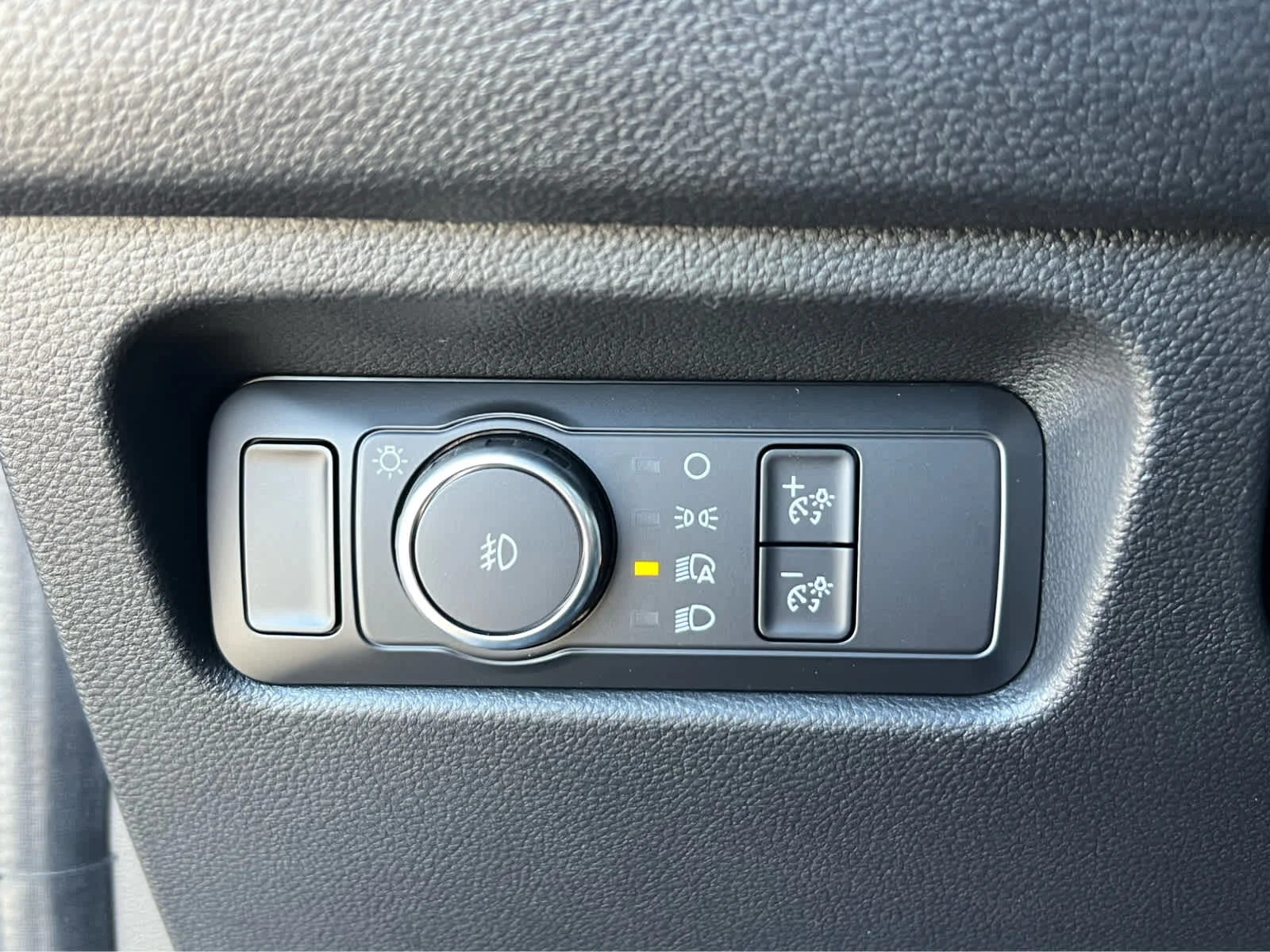 New 2026 Carbonized Gray Metallic Ford XL image 27