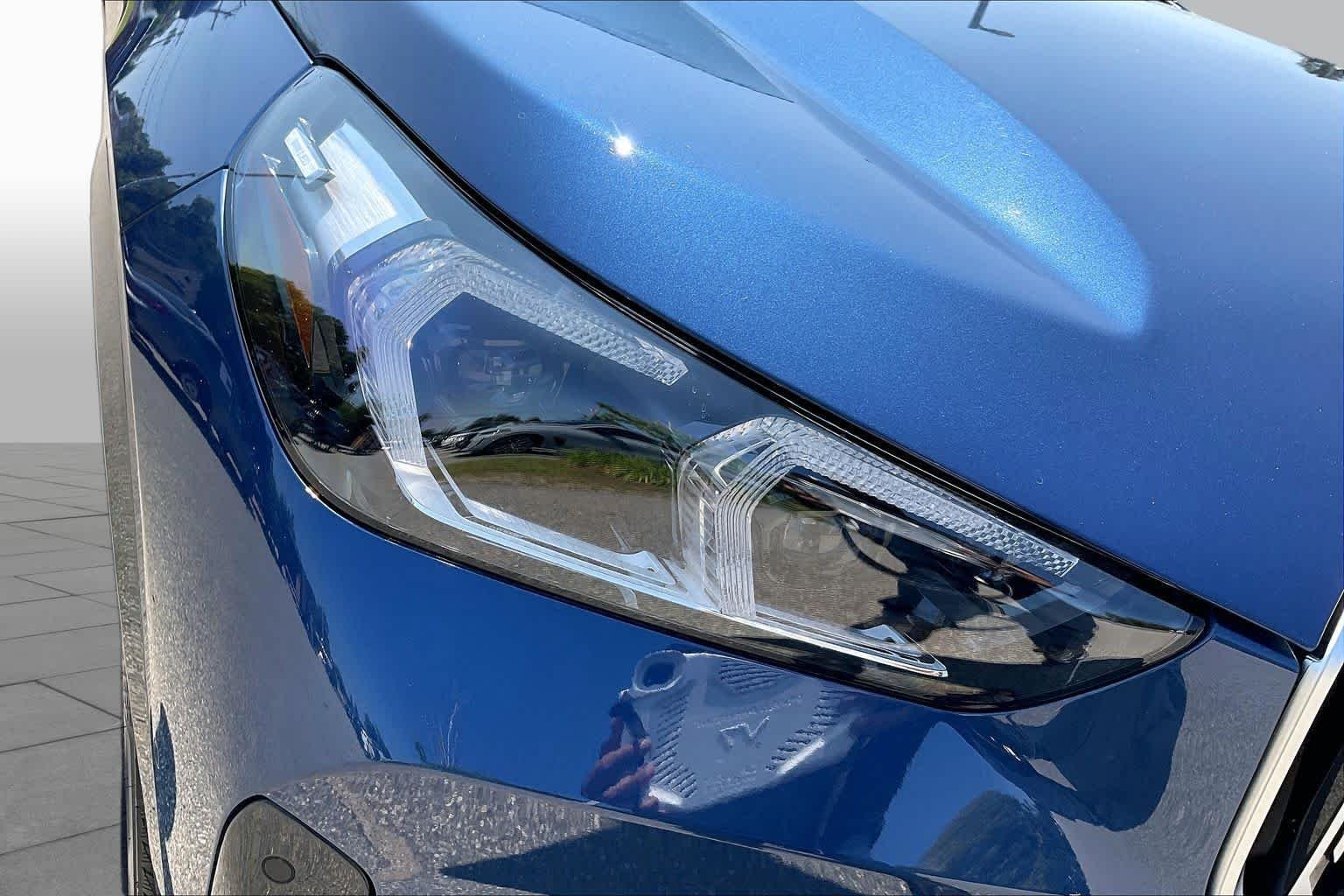 Used 2025 Phytonic Blue Metallic BMW xDrive28i image 26