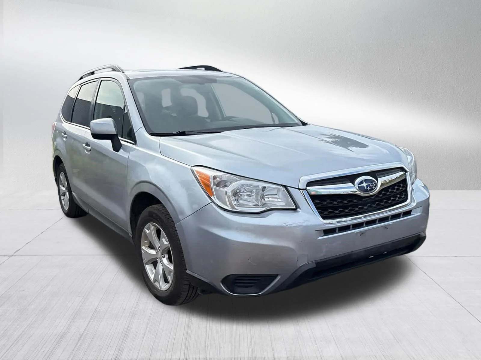 Used 2016 Ice Silver Metallic Subaru 2.5i Premium image 8