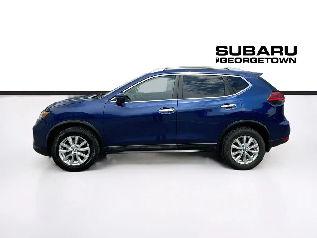 Used 2017 Blue Nissan SV image 4