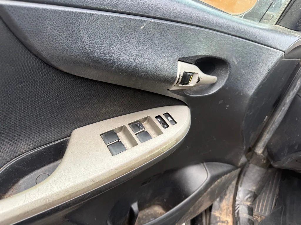 Used 2010 Black Toyota S image 9