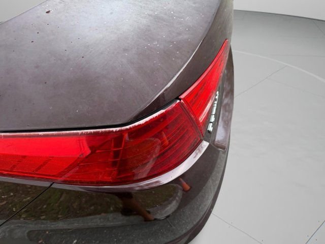 Used 2012 Red Kia EX image 19