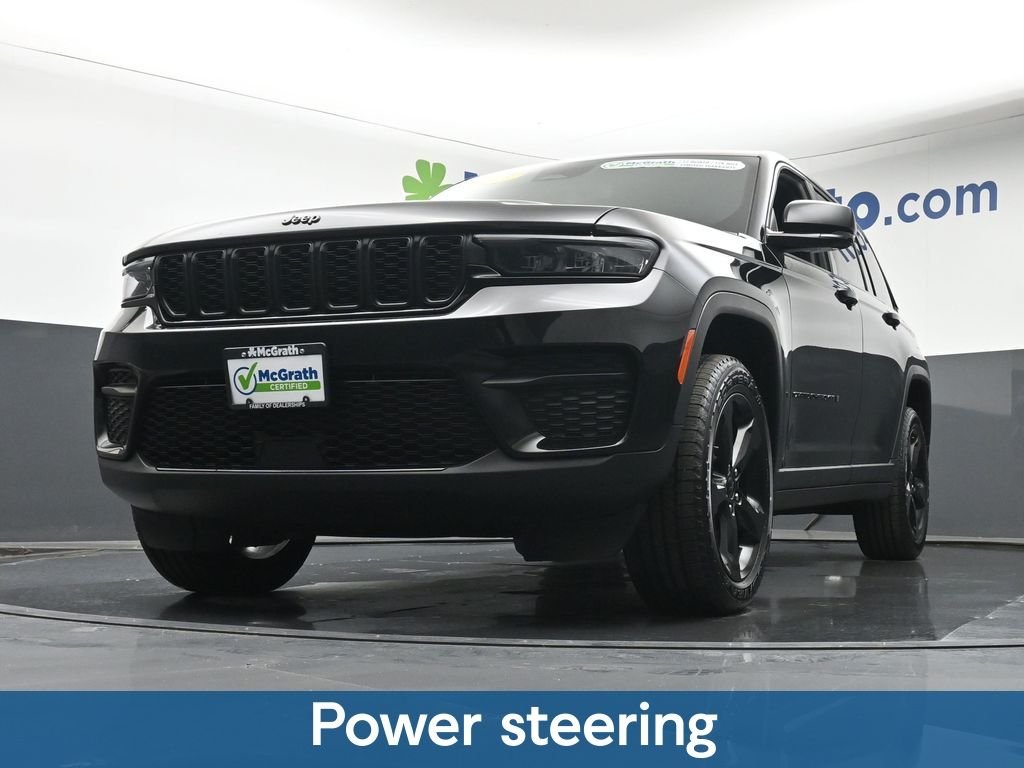 Used 2023 Black Jeep Altitude X image 9