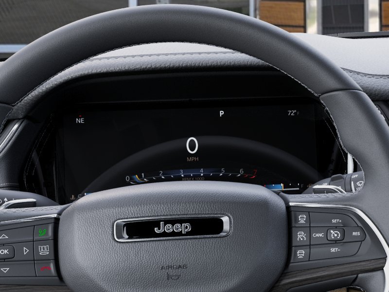 New 2026 Diamond Black Crystal Pearlcoat Jeep Limited image 43