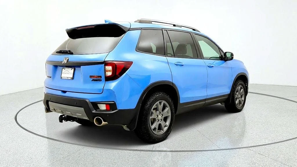 Used 2025 Diffused Sky Pearl Honda TrailSport AWD image 5