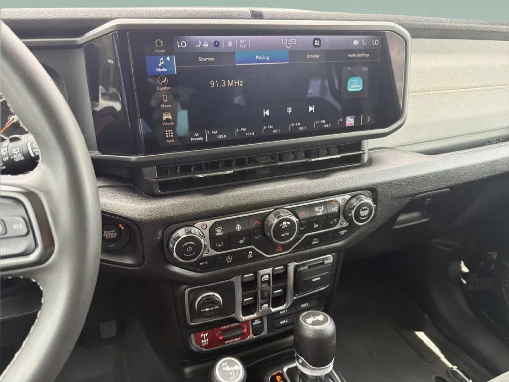 Used 2025 Black Jeep Willys image 17