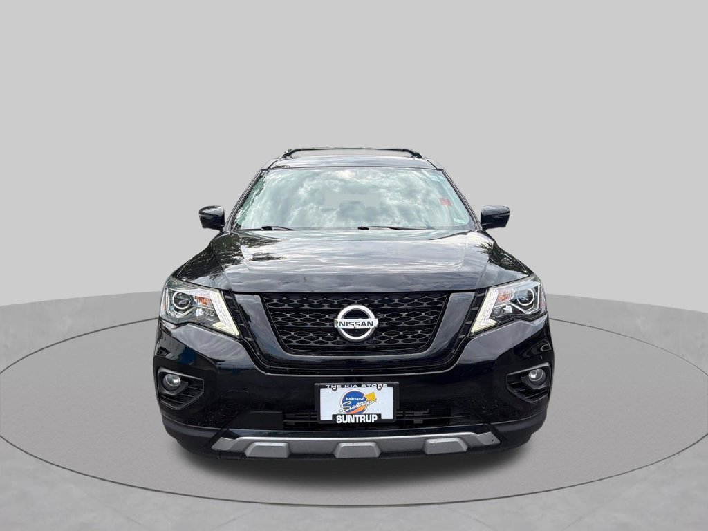 Used 2020 Black Nissan SL image 9