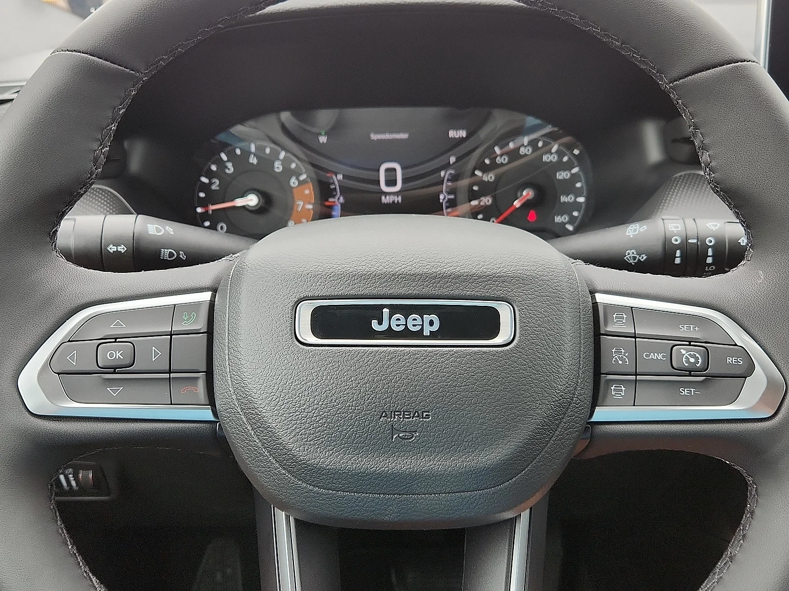 New 2025 PXJ Diamond Bla Jeep LIMITED 4X4 image 19