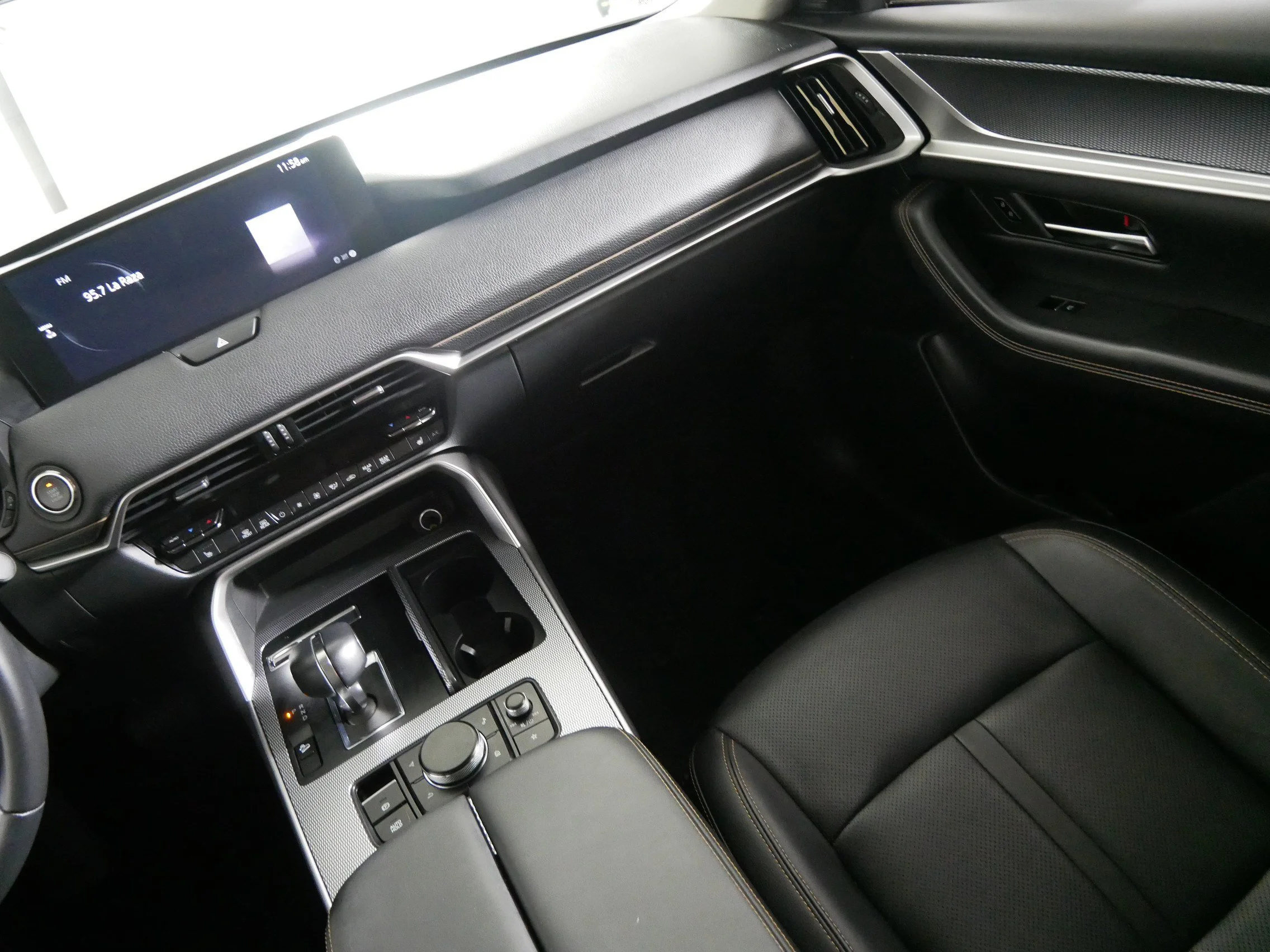 Used 2025 Sonic Silver Mazda Premium Sport image 11