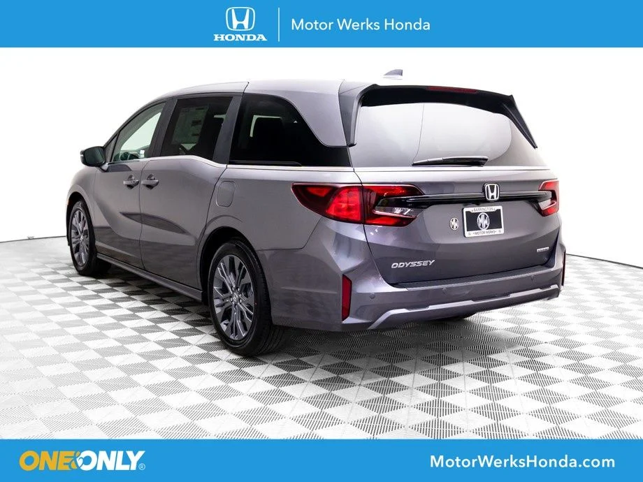 New 2026 Gray Honda Touring image 3