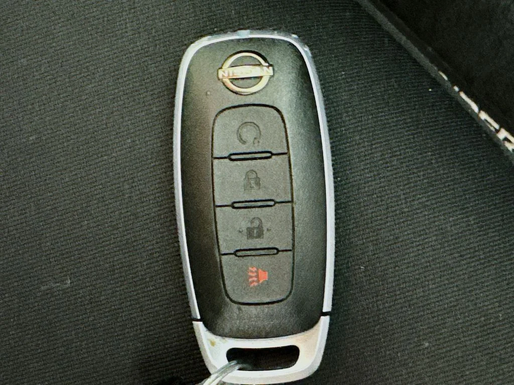 Certified Used 2024 White Nissan SV image 39