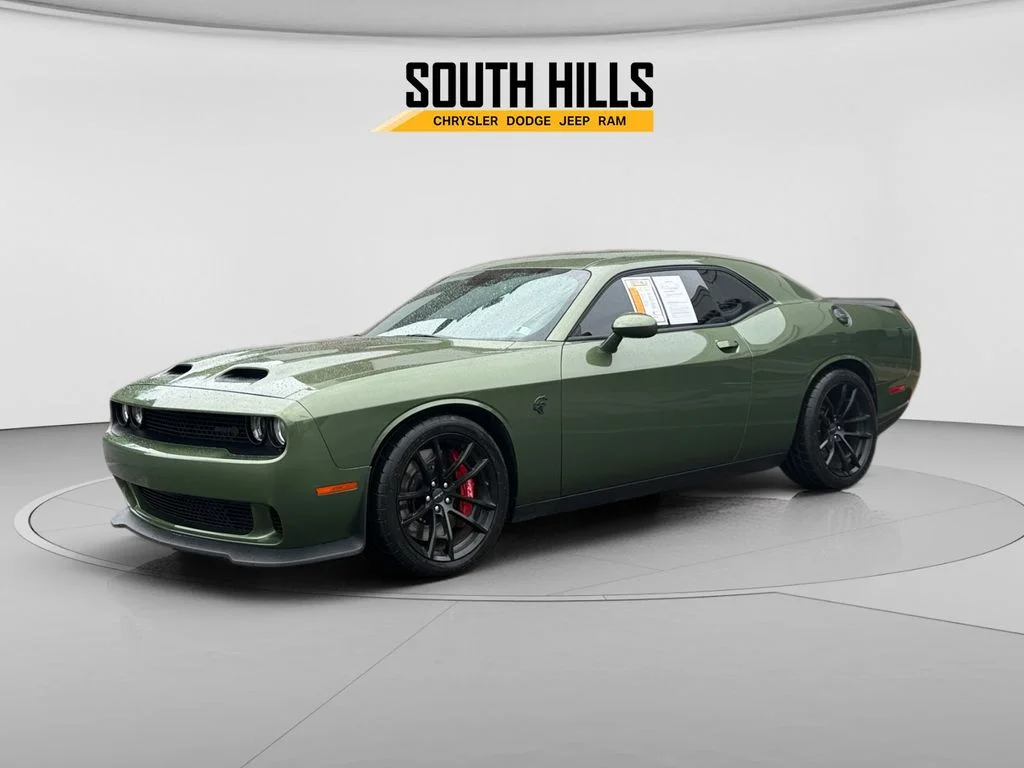 2023 Dodge Challenger SRT Hellcat Jailbreak Auto's photo
