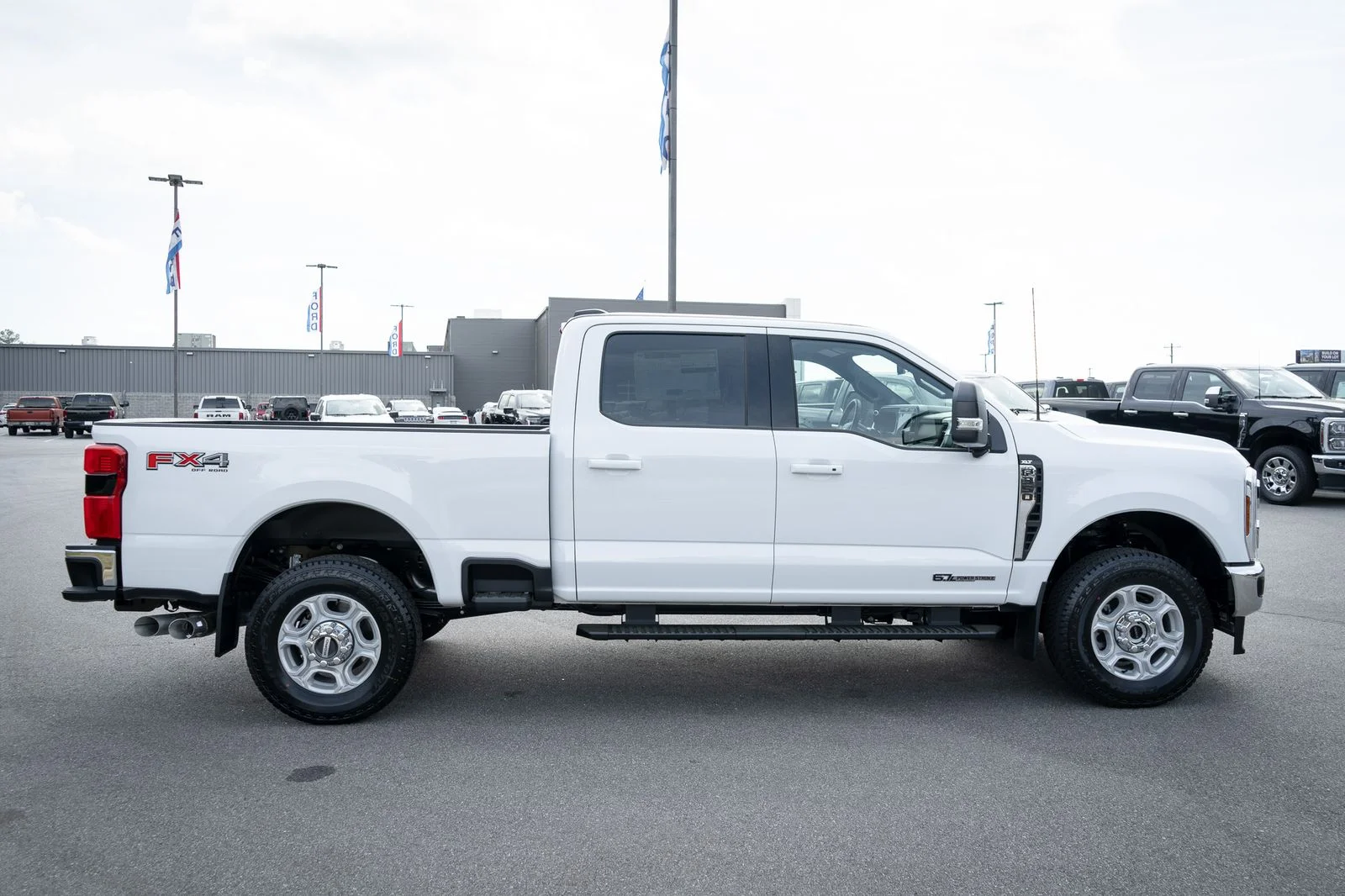 New 2026 Oxford White Ford F-350® XLT image 11