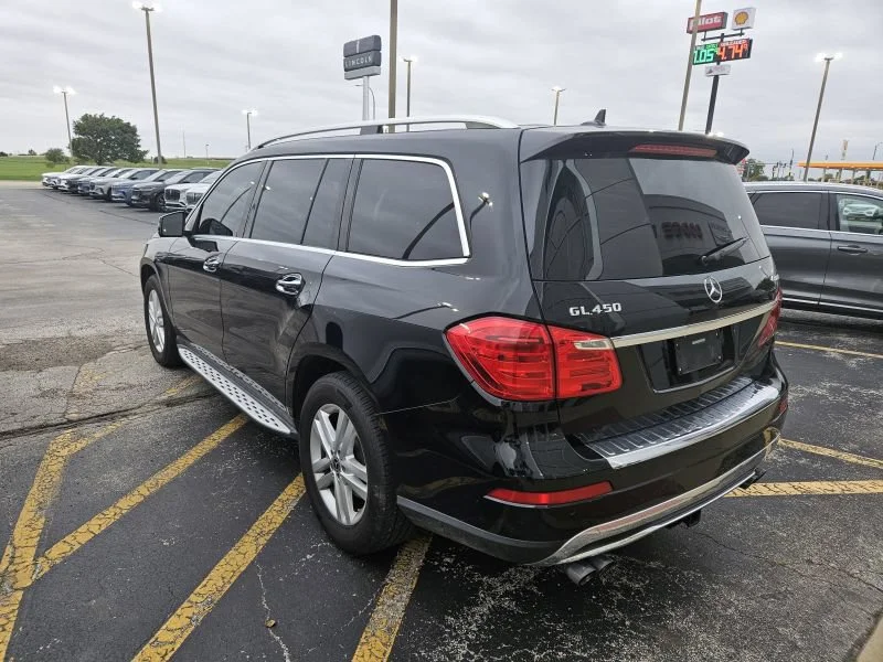 Used 2016 Black Mercedes-Benz GL 450 image 3