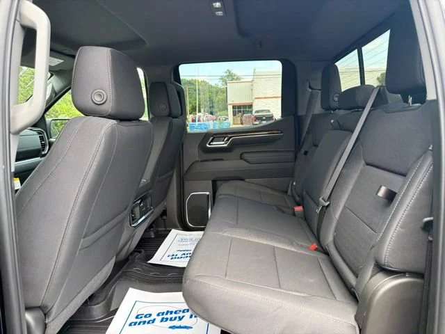 New 2026 Onyx Black GMC Elevation image 22