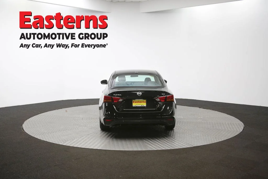 Used 2024 Black Nissan 2.5 SV image 36