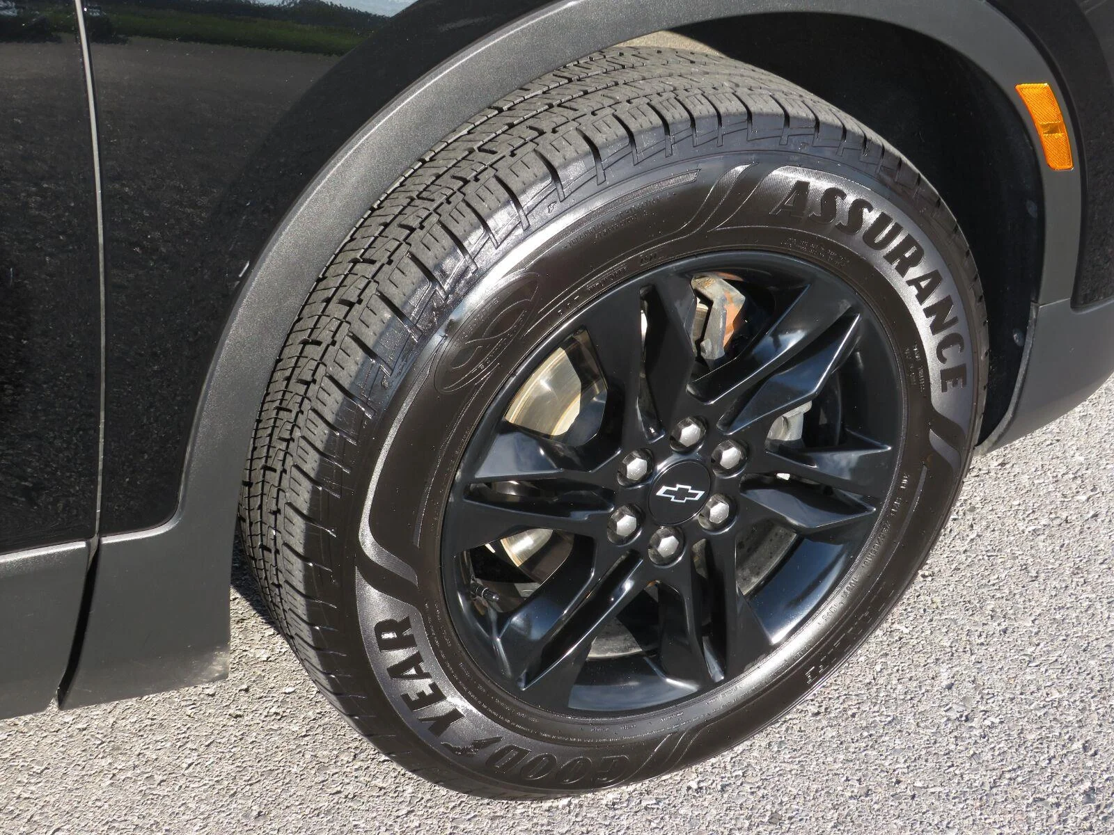 Used 2022 BLACK Chevrolet LT image 10