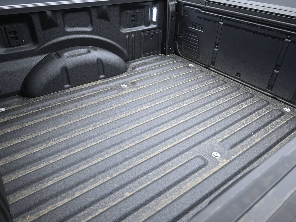 Used 2025 White Ford Raptor image 21