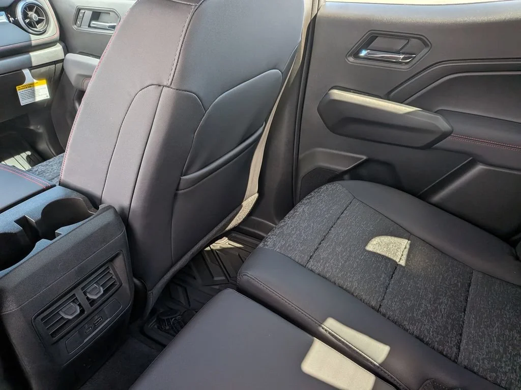 New 2025 Summit White Chevrolet Z71 image 34