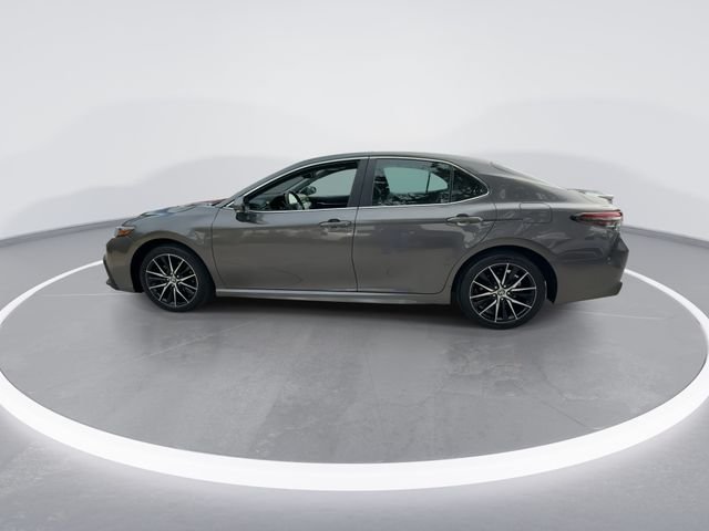 Used 2024 Gray Toyota SE image 5