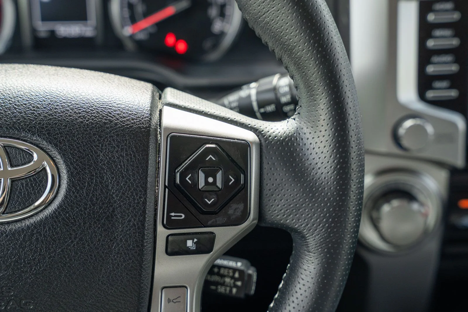 Used 2023  Toyota TRD Sport image 29