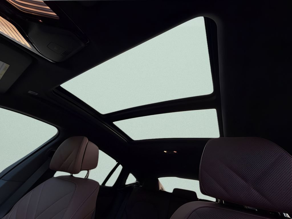 New 2027 White BMW xDrive40i image 22