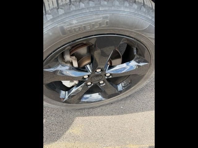 Used 2024 Gray Jeep Limited image 20