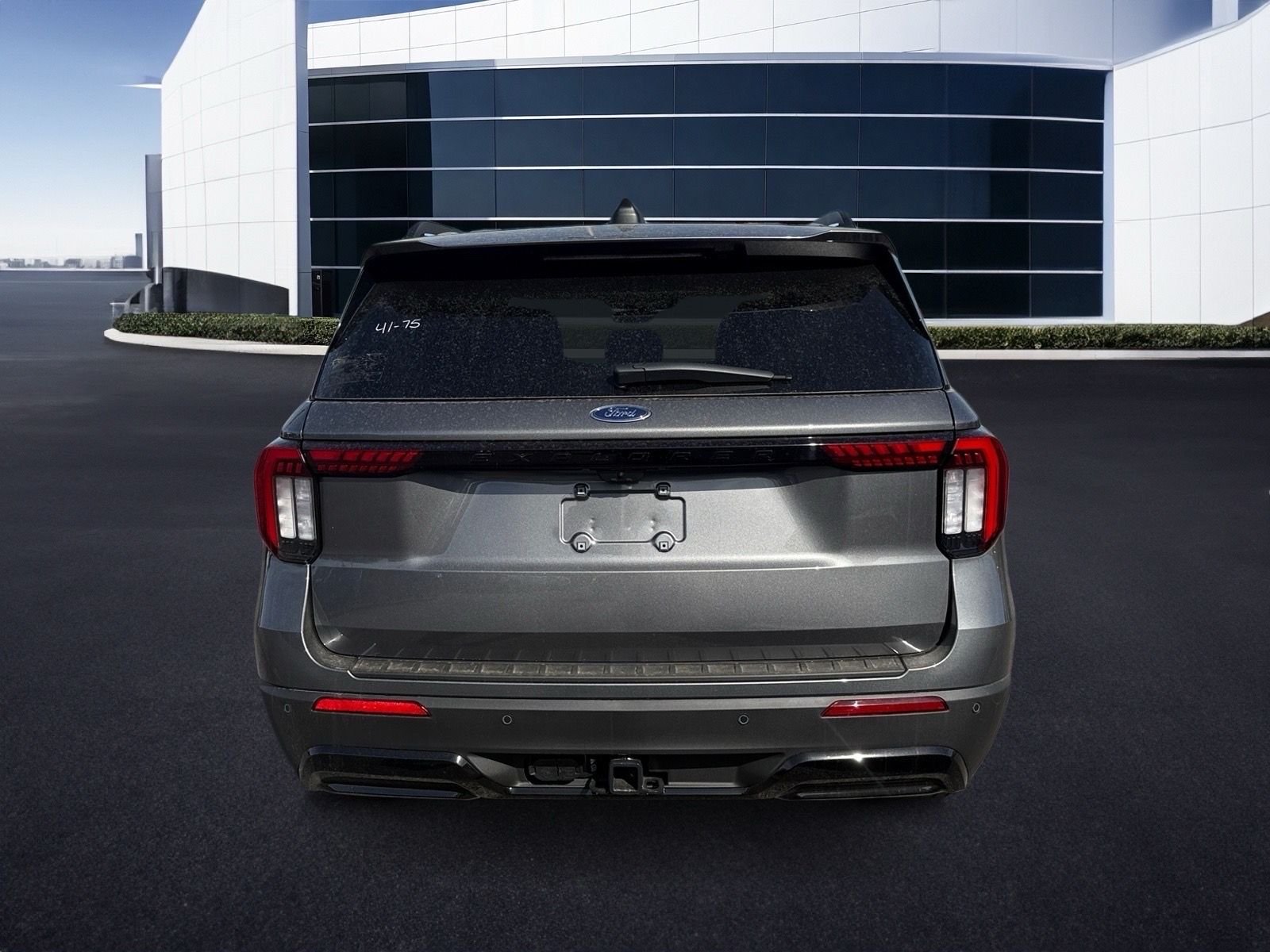 New 2026 Carbonized Gray Metallic Ford ST-Line image 4