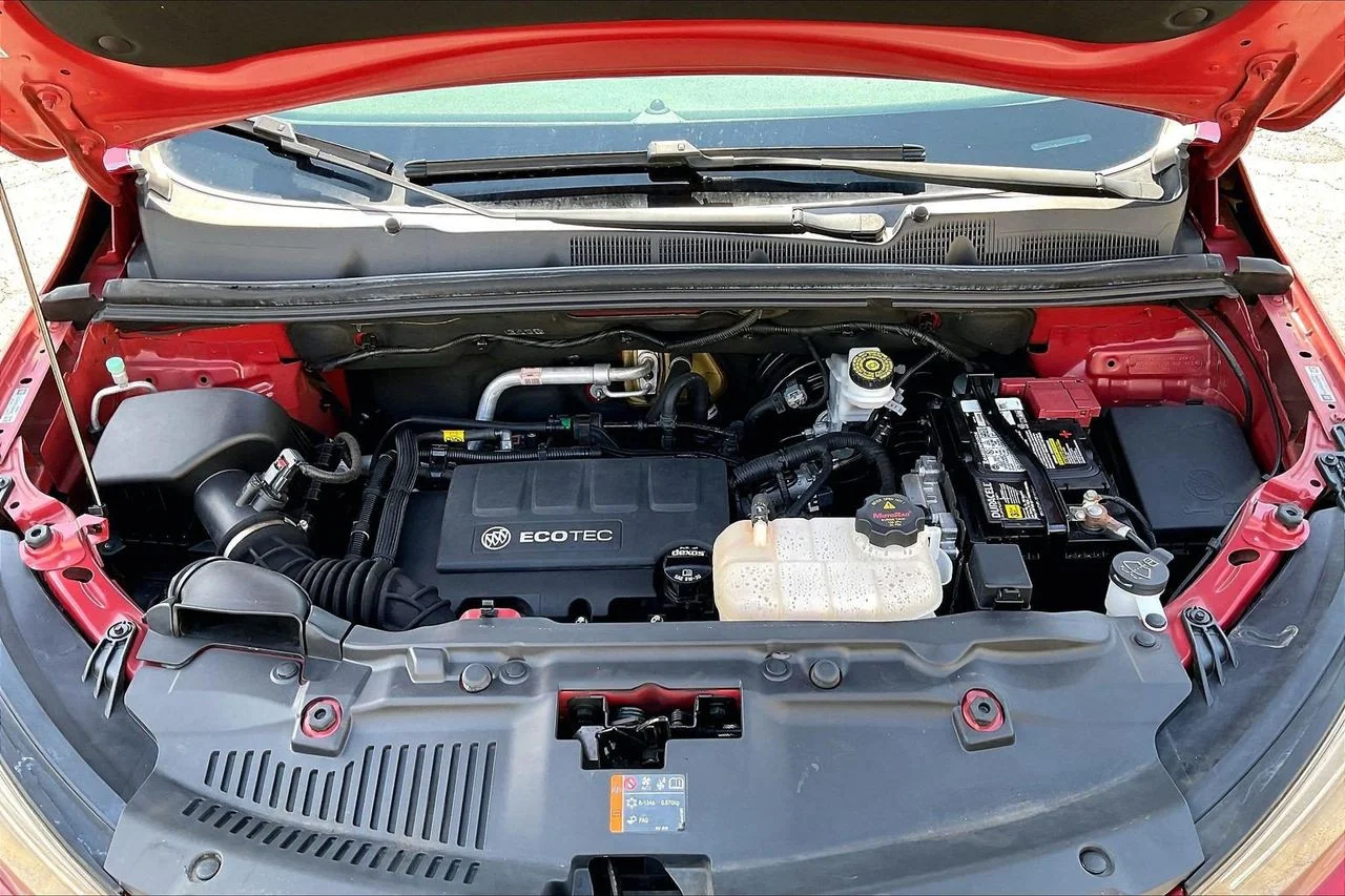 Used 2019 Red Buick Preferred image 36
