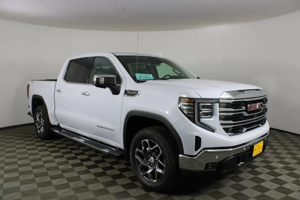 2026 GMC Sierra 4WD Crew Cab Short Box SLT's photo