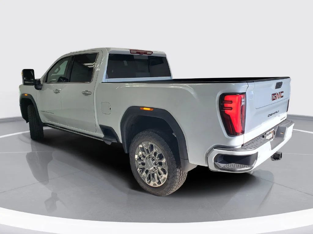 New 2026 Glacier White Tricoat GMC Denali image 4