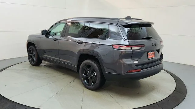 New 2026 Baltic Gray Metallic Clearcoat Jeep Limited image 7