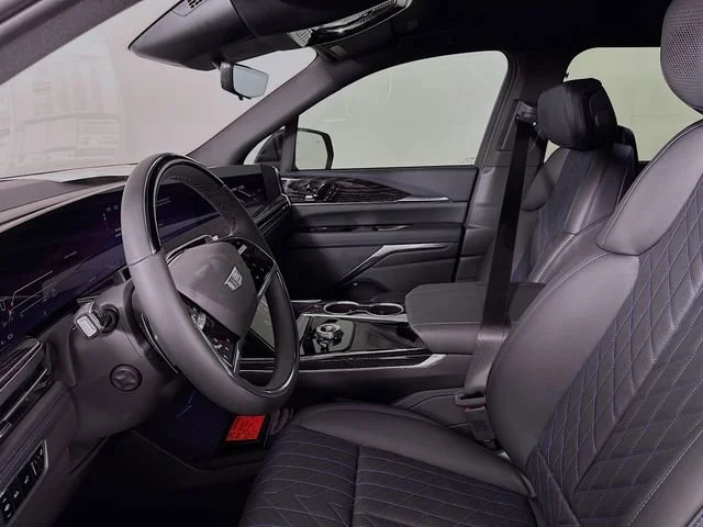 2026 Cadillac Escalade IQL Luxury - Photo 6