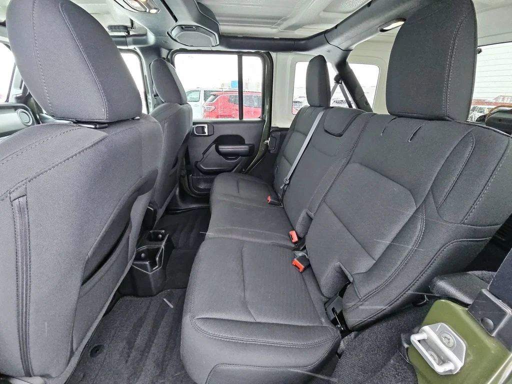 Used 2021 Green Jeep Unlimited Sport S image 43
