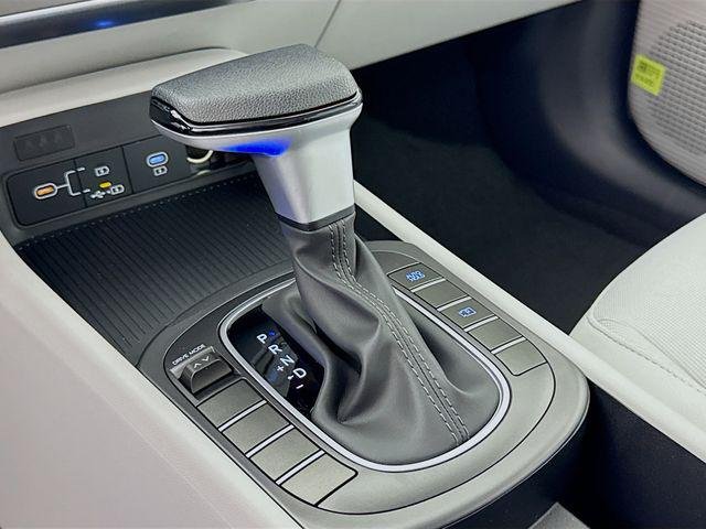 New 2026 Blue Hyundai SE FWD image 25