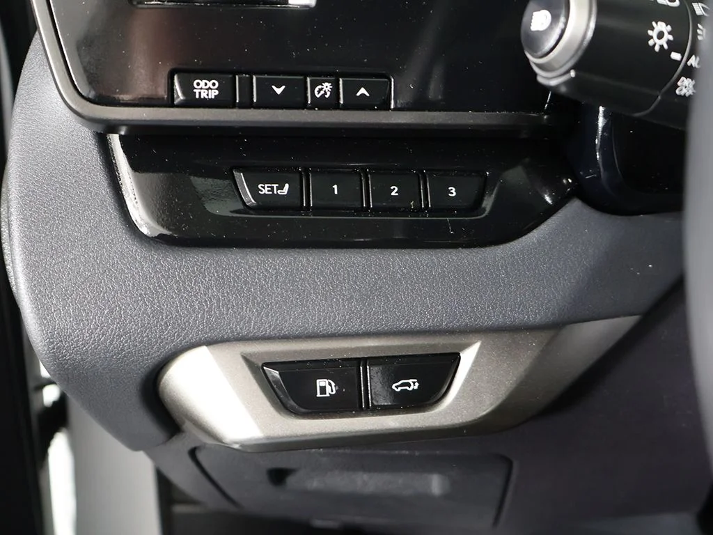 Used 2023 White Lexus 350h Premium image 36