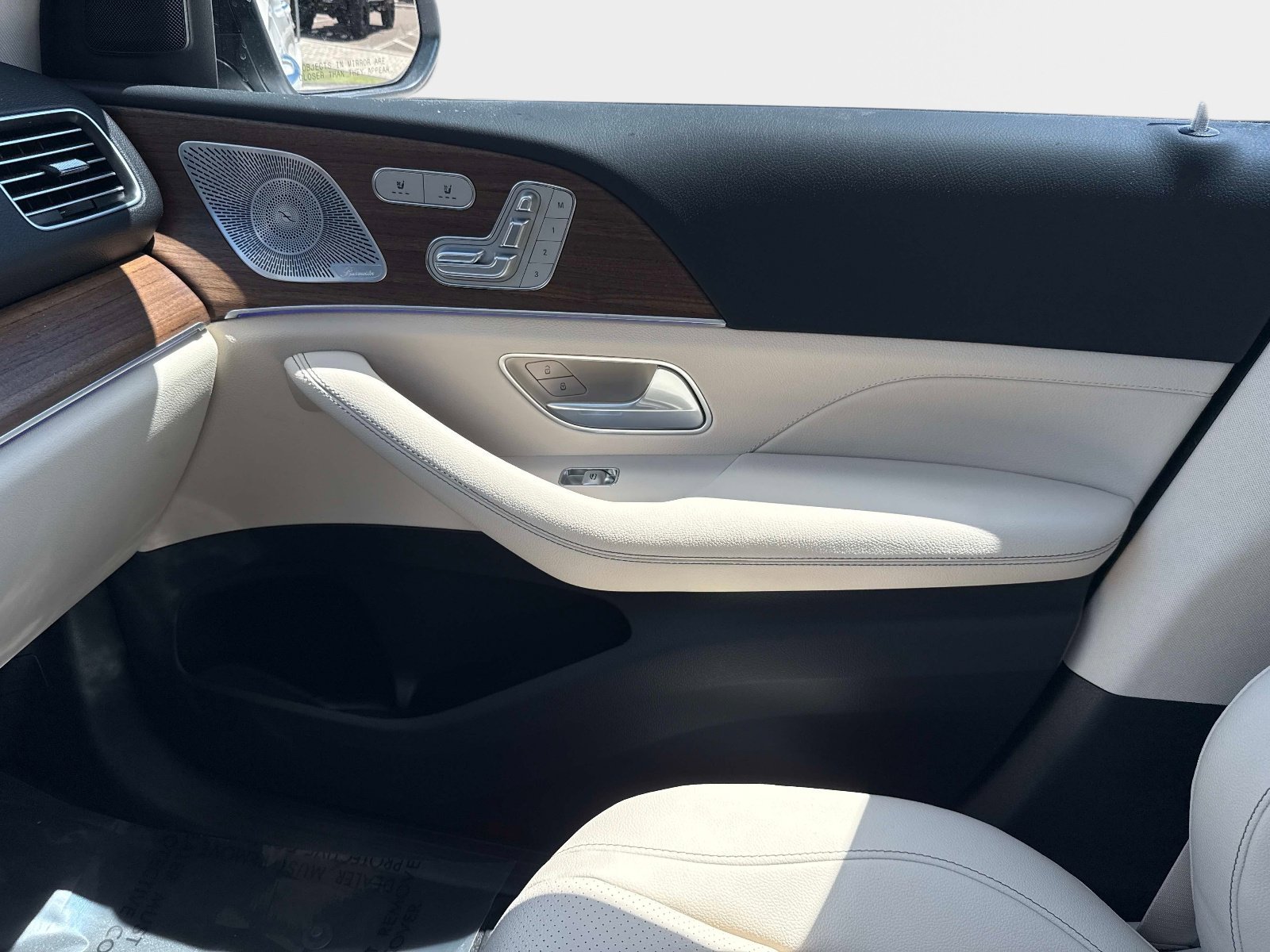 New 2026 Polar White Mercedes-Benz 350 4MATIC® SUV image 24