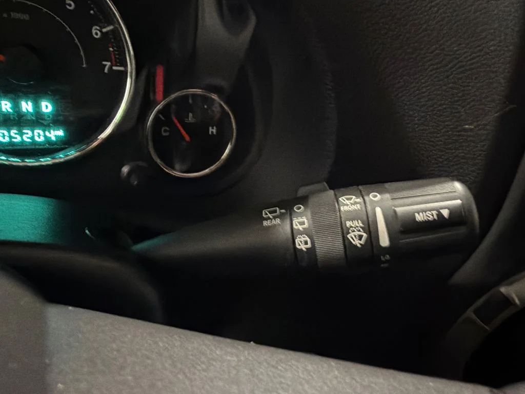 Used 2018 Bright White Clearcoat Jeep Freedom Edition image 21