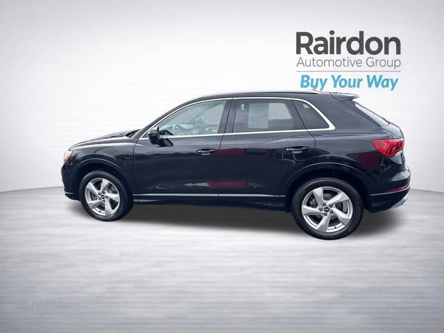 Used 2021 Mythos Black Metallic Audi Premium image 5