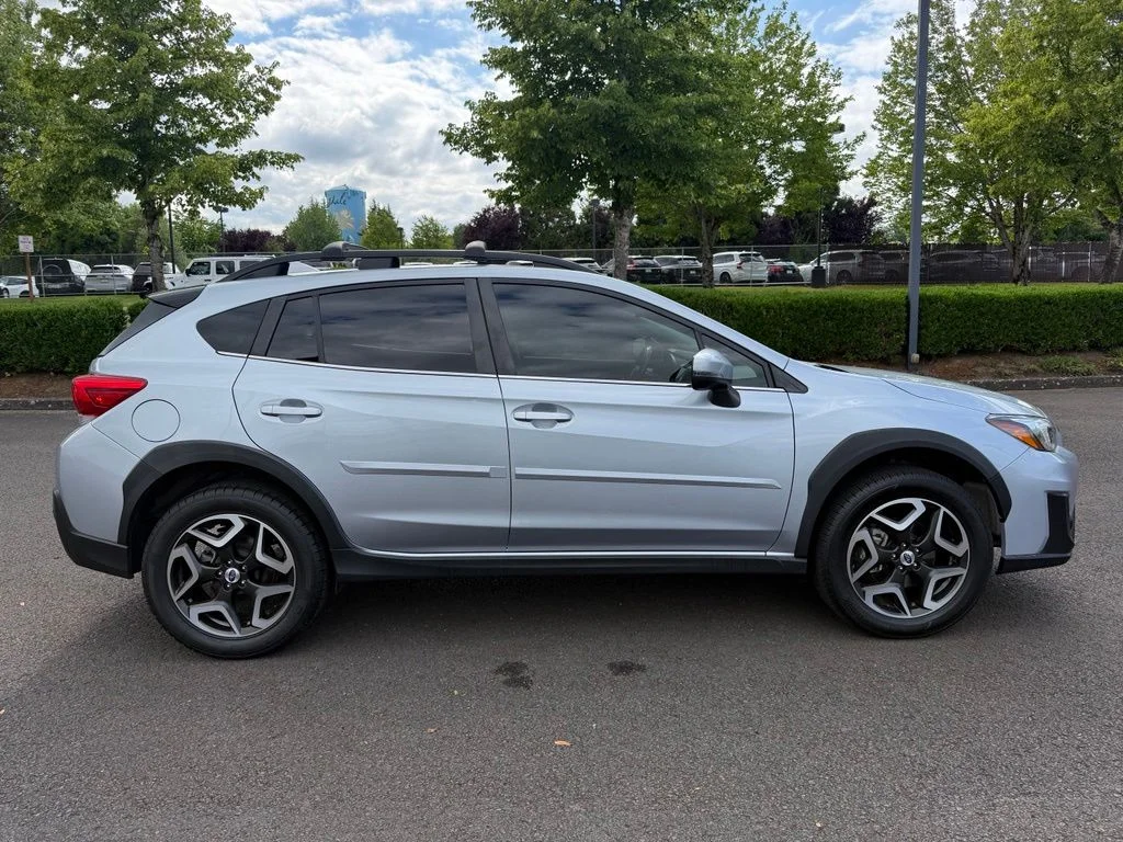 Used 2018 Ice Silver Metallic Subaru 2.0i Limited image 8