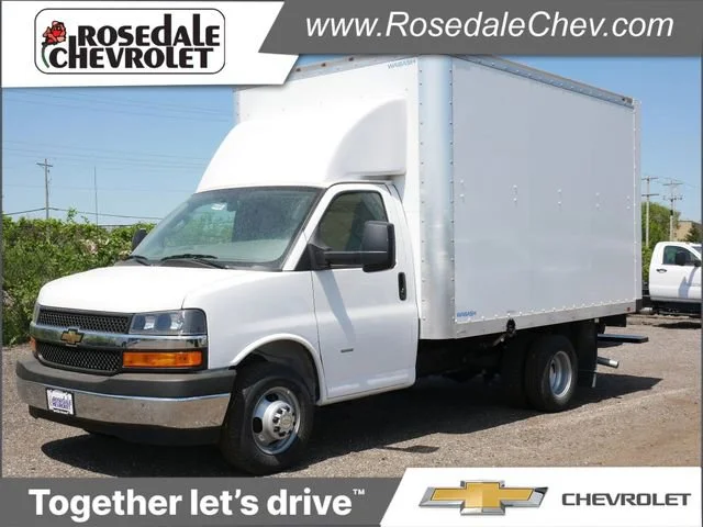2024 Chevrolet Express Cutaway