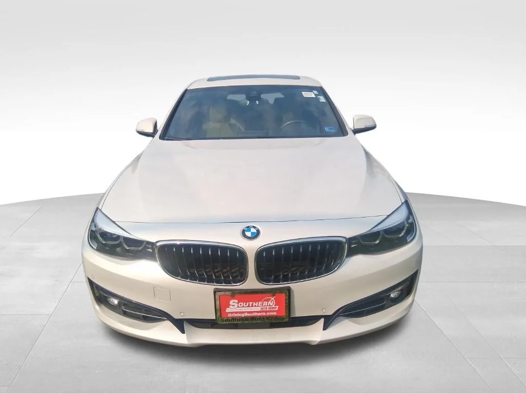 Used 2018 White BMW 330 Gran Turismo i xDrive image 2