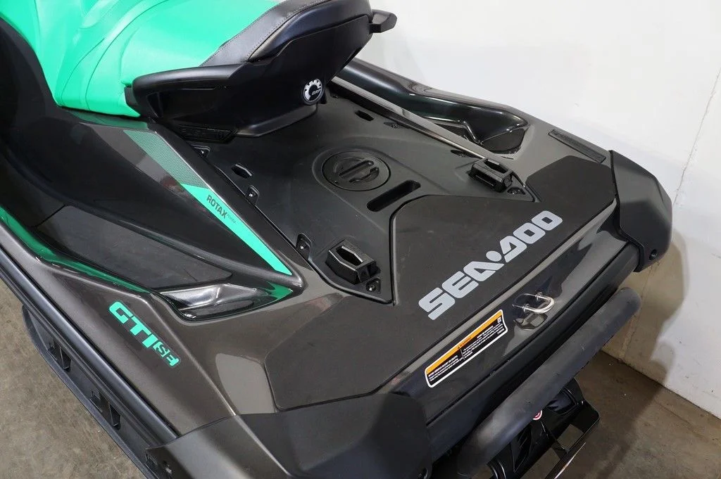 New 2026 Eclipse Black / Laguna Green Sea-Doo  image 3