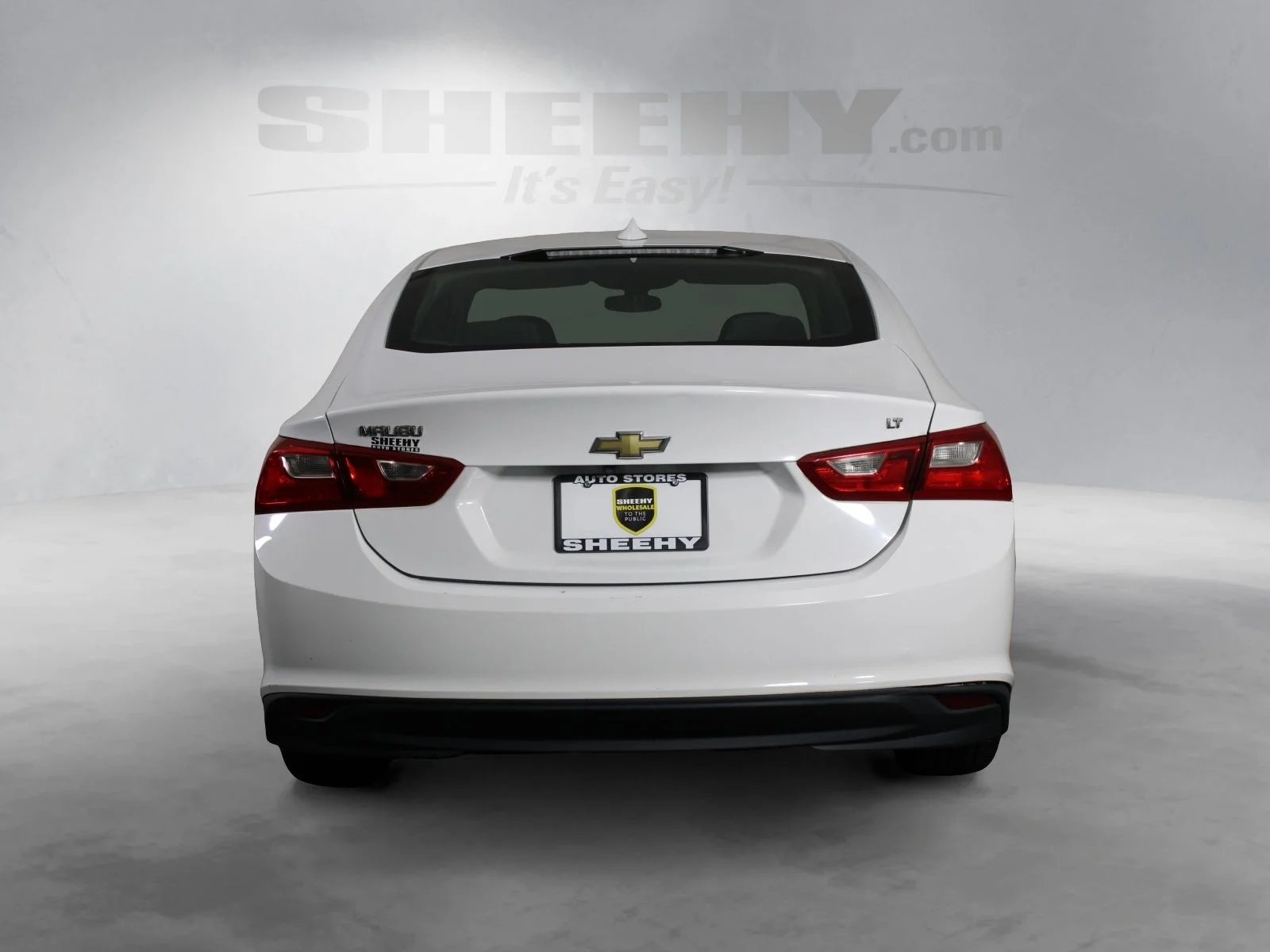 Used 2017 White Chevrolet LT image 12