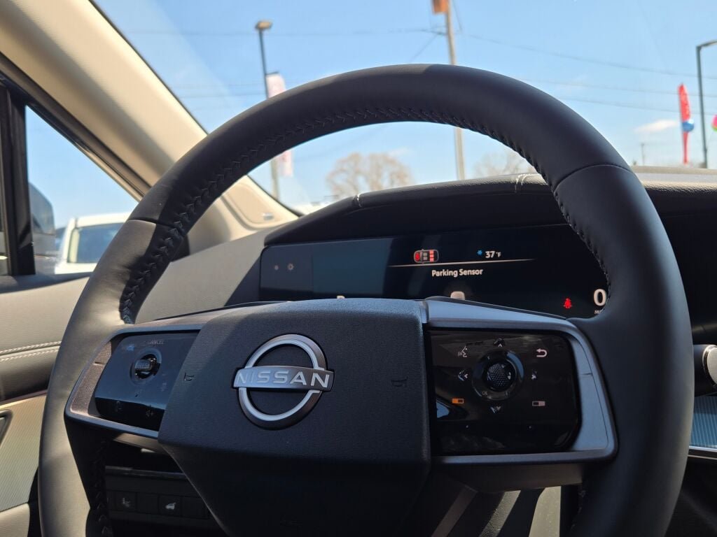 New 2026 Aurora Blue Pearl Metallic / Super Black Two-tone Nissan Platinum image 30