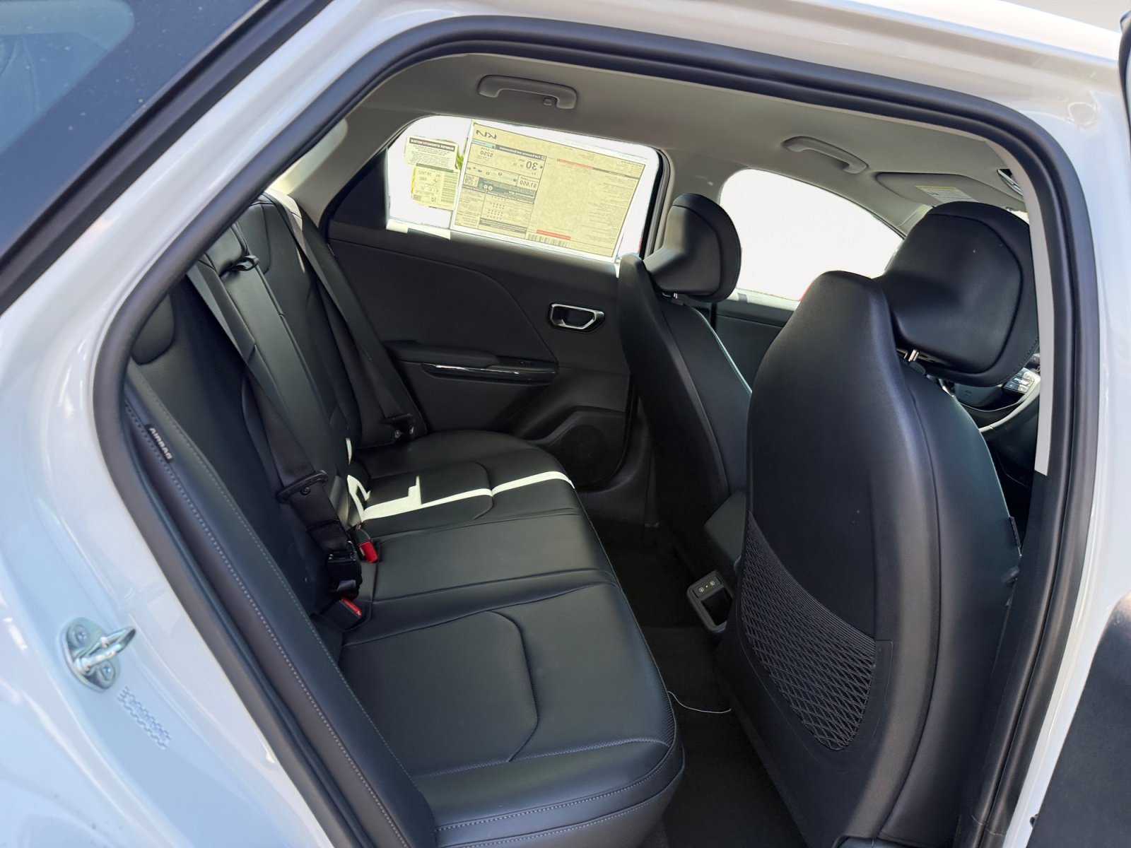 New 2026 Snow White Pearl Kia EX image 18